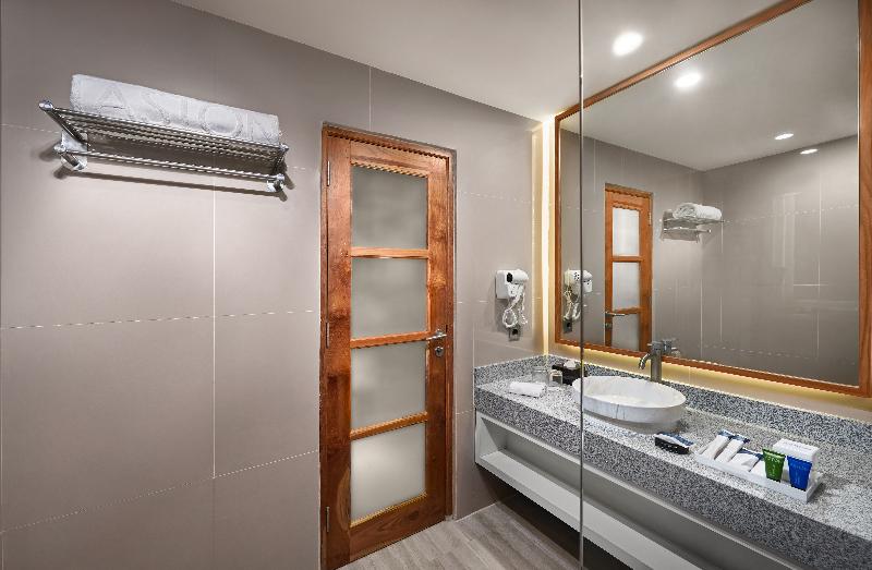 Aston Inn Jemursari - Oda