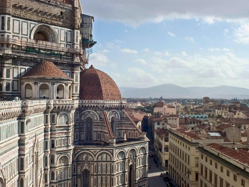 25hours Hotel Piazza San Paolino - Aktivite