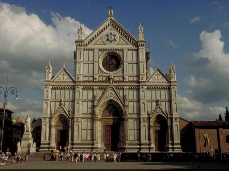 25hours Hotel Piazza San Paolino - Aktivite