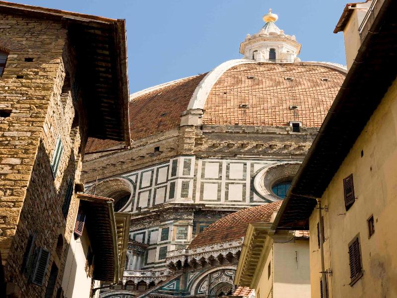 25hours Hotel Piazza San Paolino - Aktivite