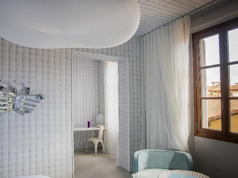25hours Hotel Piazza San Paolino - Oda