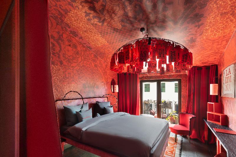 25hours Hotel Piazza San Paolino - Oda