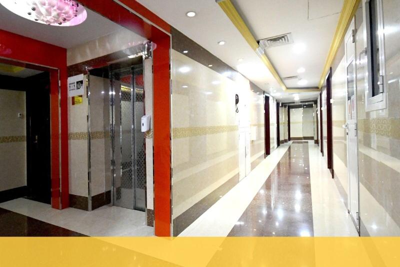 Maaeen Hotel - Lobi