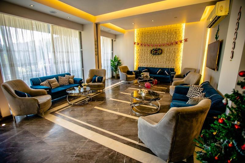 Pyramids Oasis Hotel - Lobi