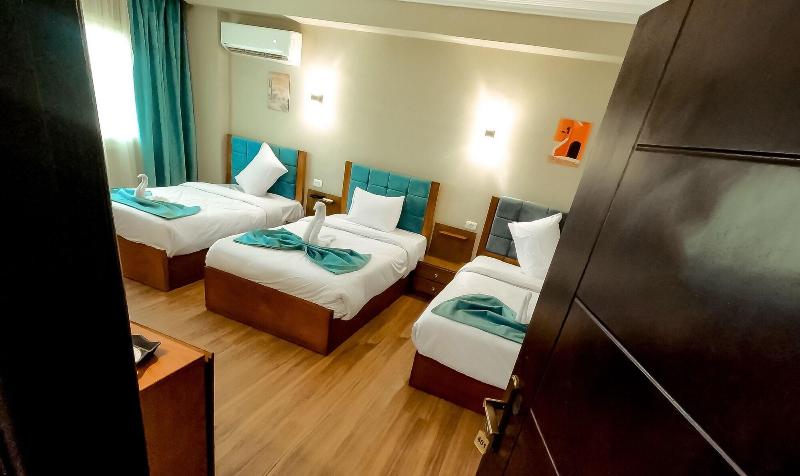Pyramids Oasis Hotel - Oda