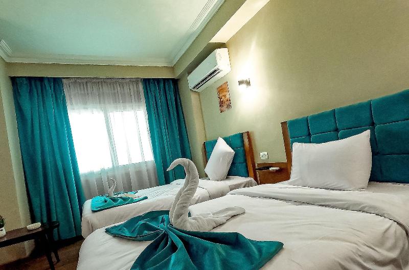 Pyramids Oasis Hotel - Oda
