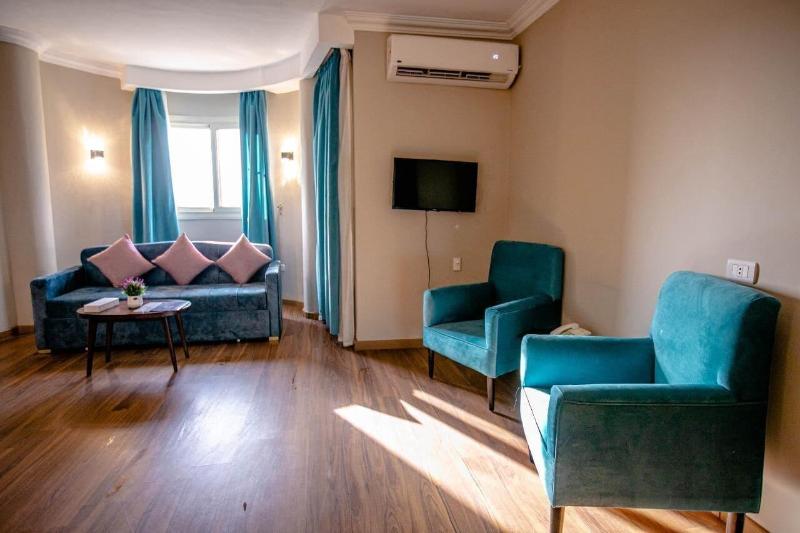 Pyramids Oasis Hotel - Oda