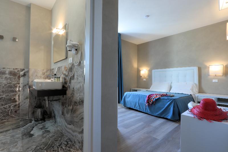 Hotel Cecina Beach - Oda