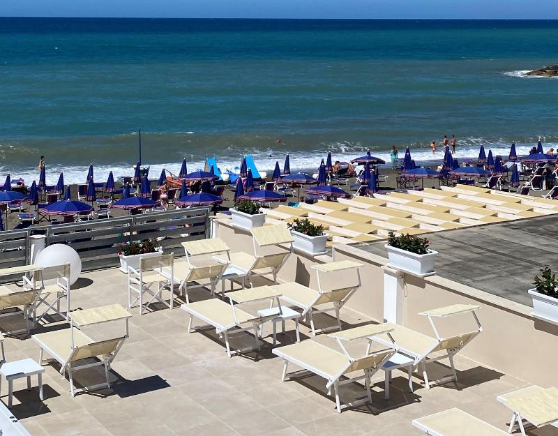 Hotel Cecina Beach - Oda