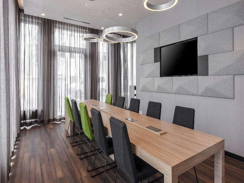 Holiday Inn Express Munich North - Toplantı