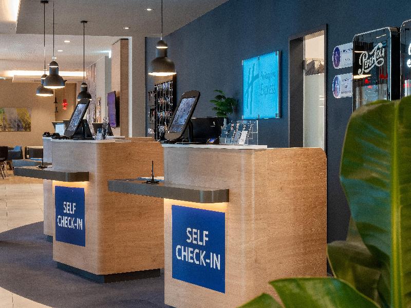 Holiday Inn Express Munich North - Genel