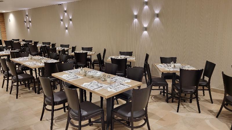 D50 - Restoran