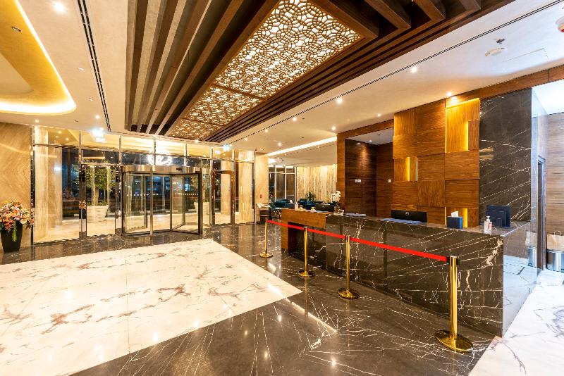 Luxe Grand Hotel Apartments - Lobi