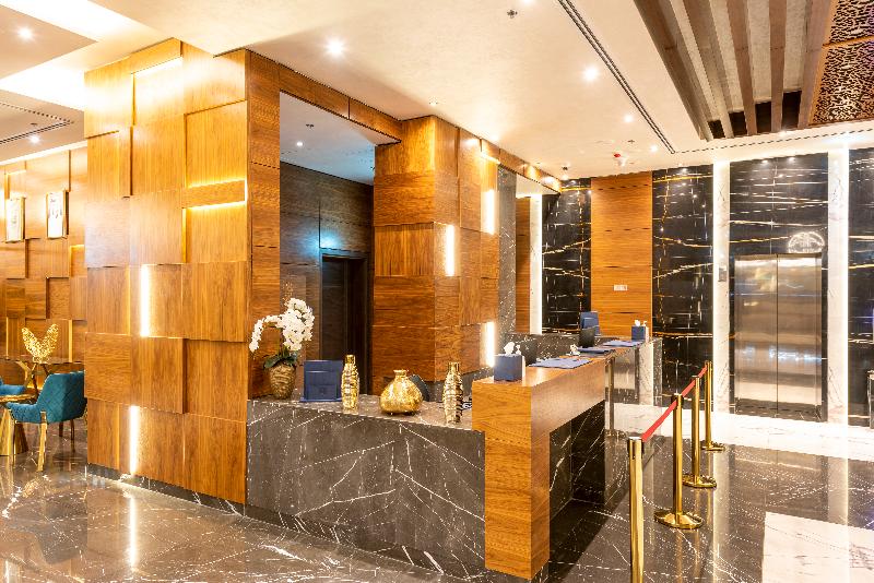 Luxe Grand Hotel Apartments - Lobi