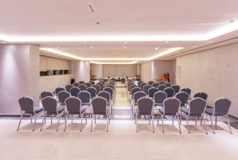 Luxe Grand Hotel Apartments - Toplantı