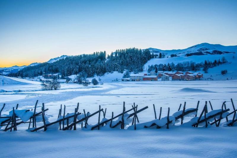 Pradas Resort Brigels - Genel