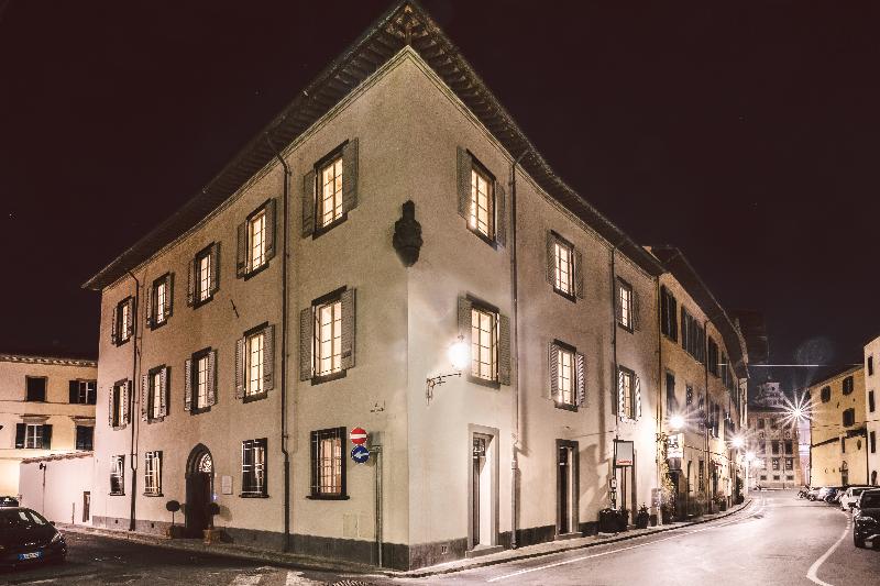 Palazzo Feroci - Genel