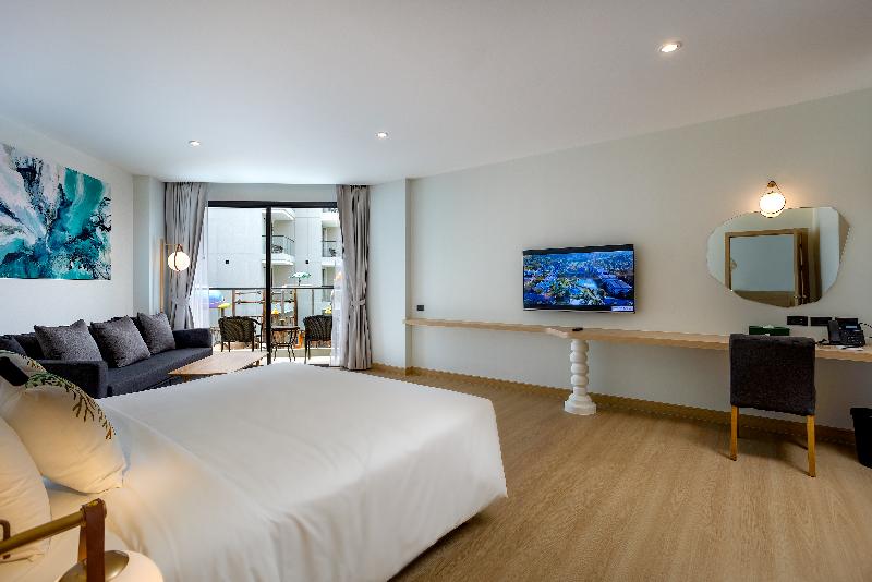 Phuket Emerald Beach Resort - Oda
