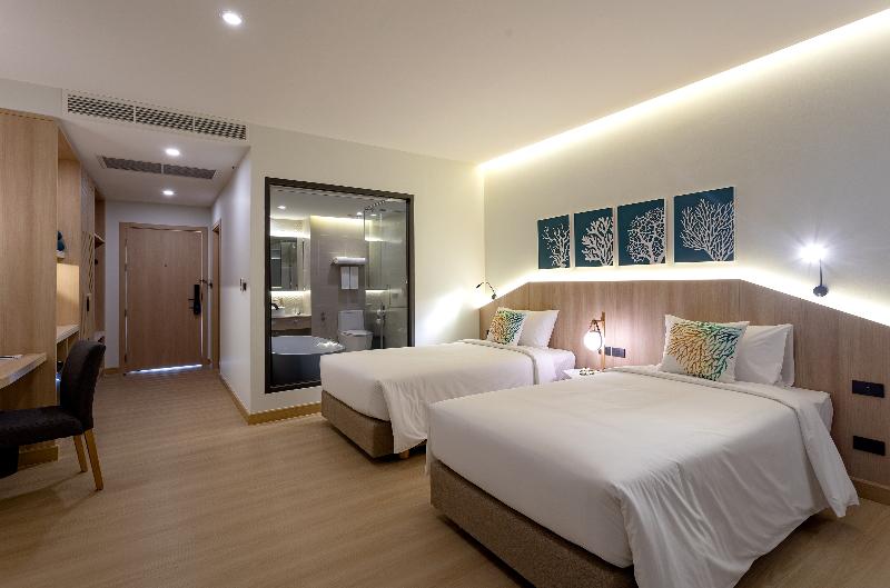 Phuket Emerald Beach Resort - Oda