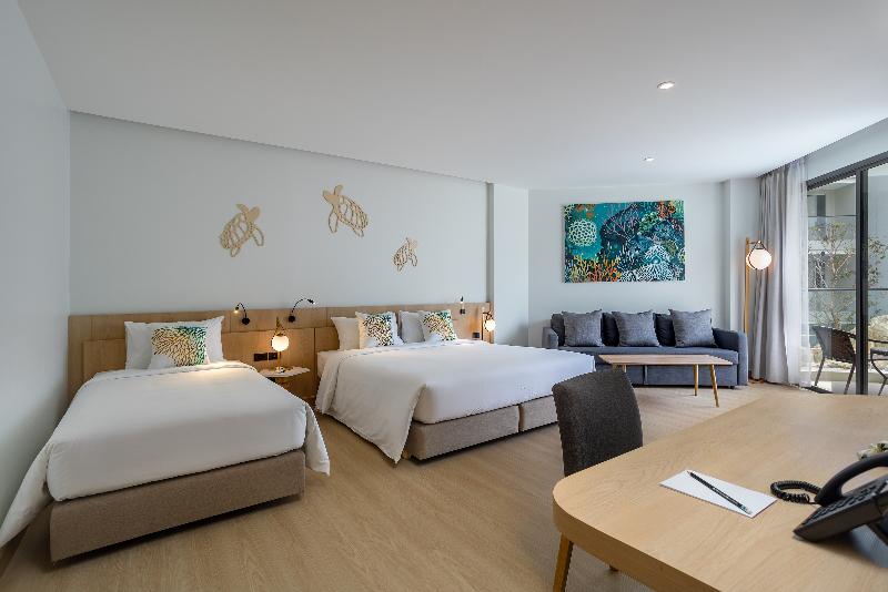 Phuket Emerald Beach Resort - Oda