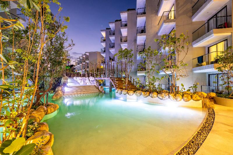 Phuket Emerald Beach Resort - Havuz