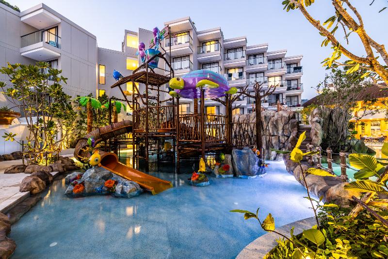 Phuket Emerald Beach Resort - Havuz