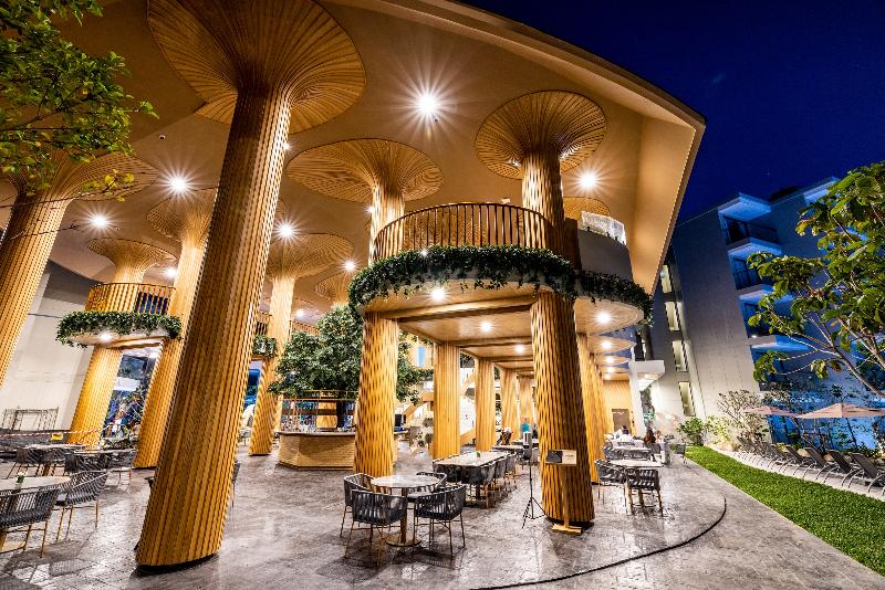 Phuket Emerald Beach Resort - Restoran