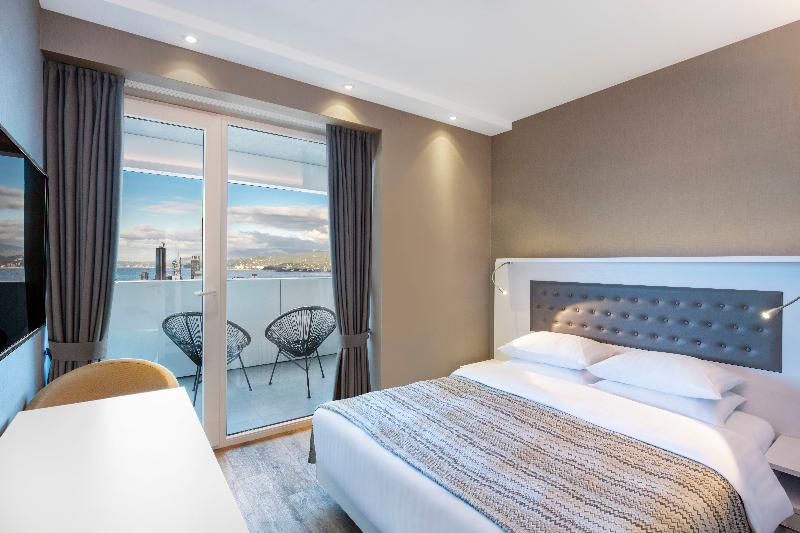 Alliance Palace Batumi - Oda