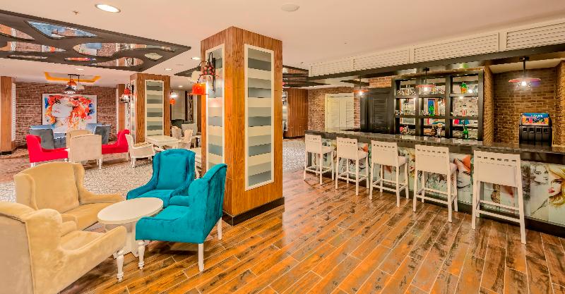 Serenis Hotel - Bar