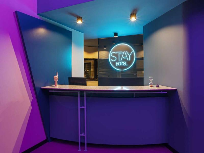 Stay Hotel - Lobi