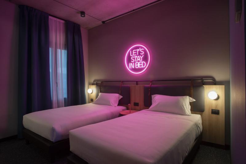 Stay Hotel - Oda