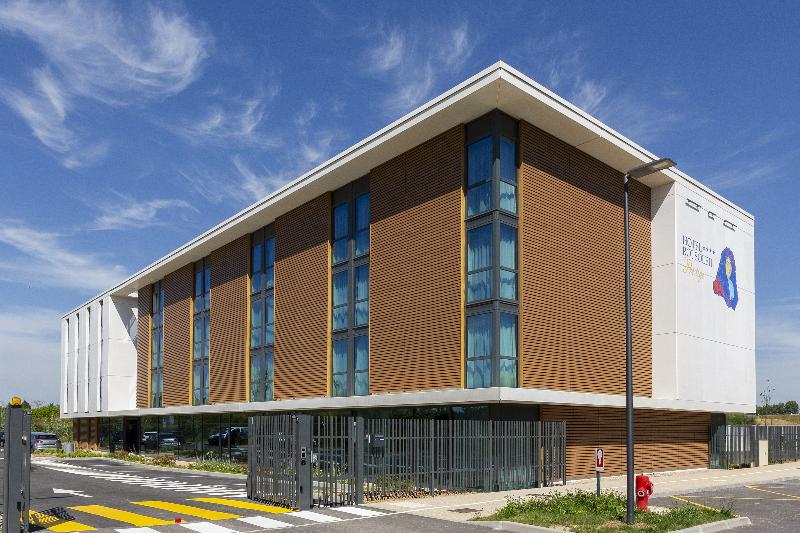 Roi Soleil Prestige Plaisir - St Quentin**** - Genel
