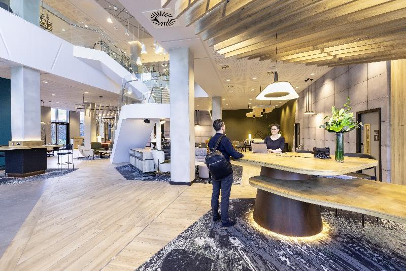 Novotel Liverpool Paddington Village - Lobi