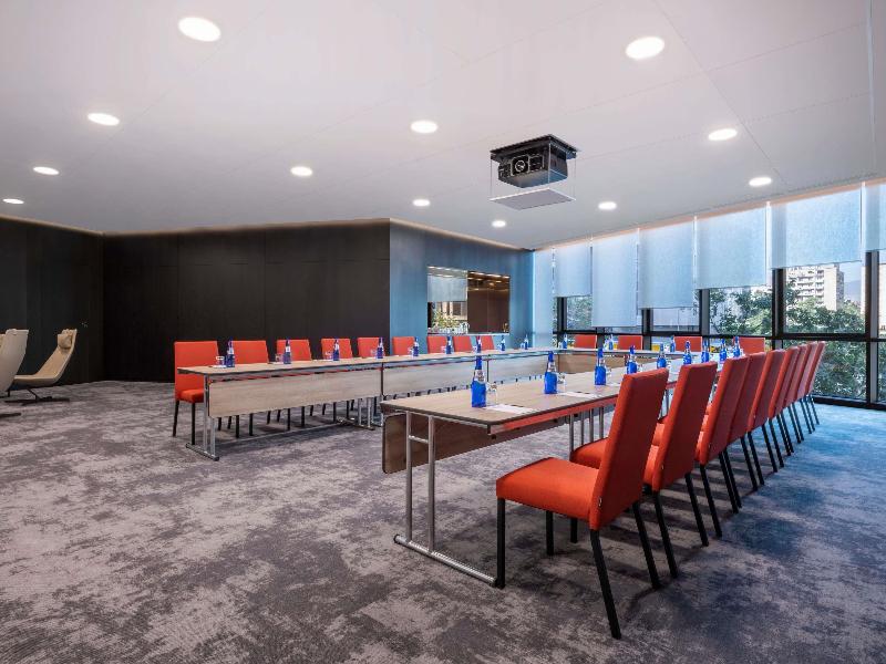 Pullman Tbilisi Axis Towers - Toplantı