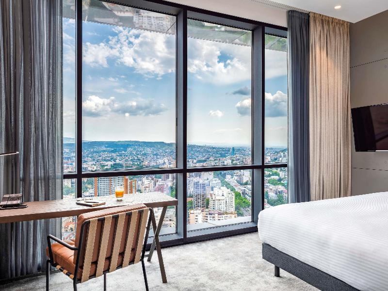 Pullman Tbilisi Axis Towers - Genel