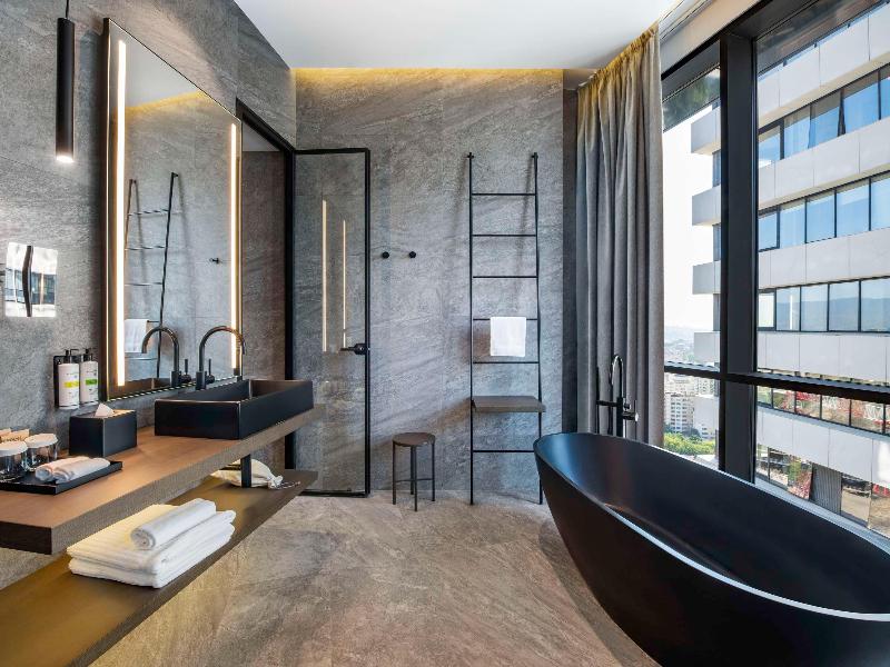 Pullman Tbilisi Axis Towers - Oda