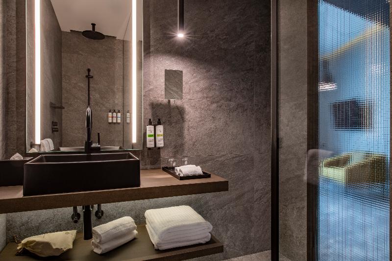 Pullman Tbilisi Axis Towers - Oda