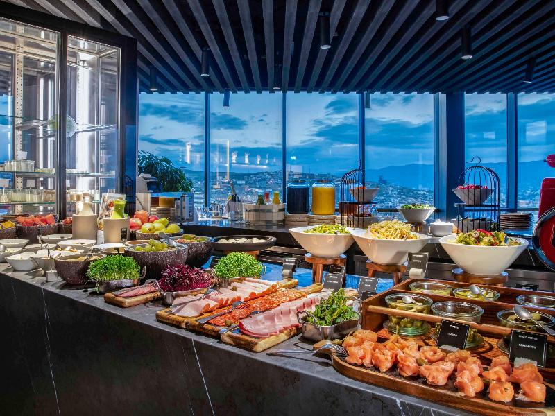 Pullman Tbilisi Axis Towers - Restoran