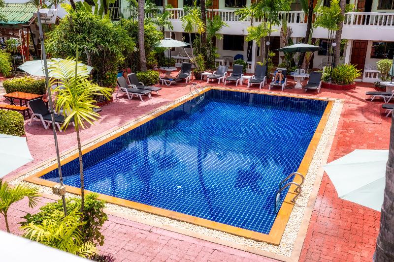 The Expat Hotel - Havuz