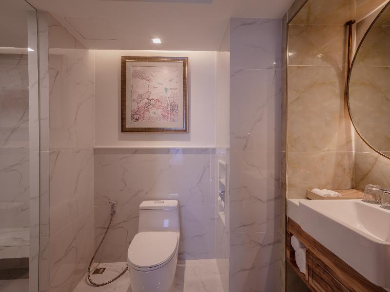 Aira Bangkok Sukhumvit 11 by Kingston Hotels - Oda