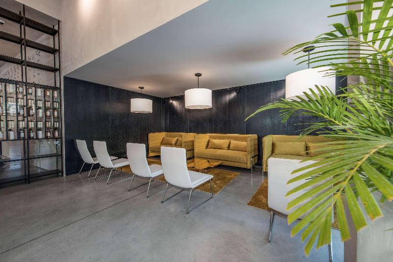 Golden Tulip Design Tbilisi - Bar