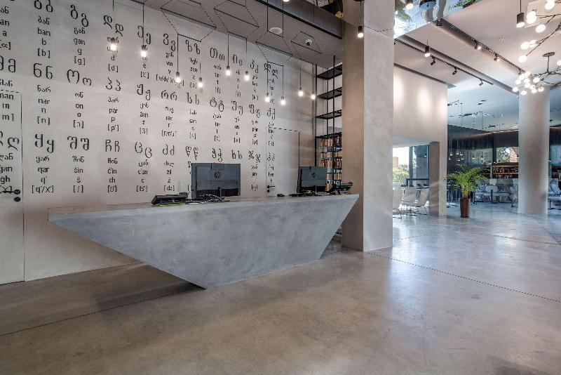 Golden Tulip Design Tbilisi - Lobi