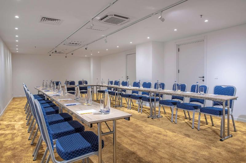 Golden Tulip Design Tbilisi - Toplantı