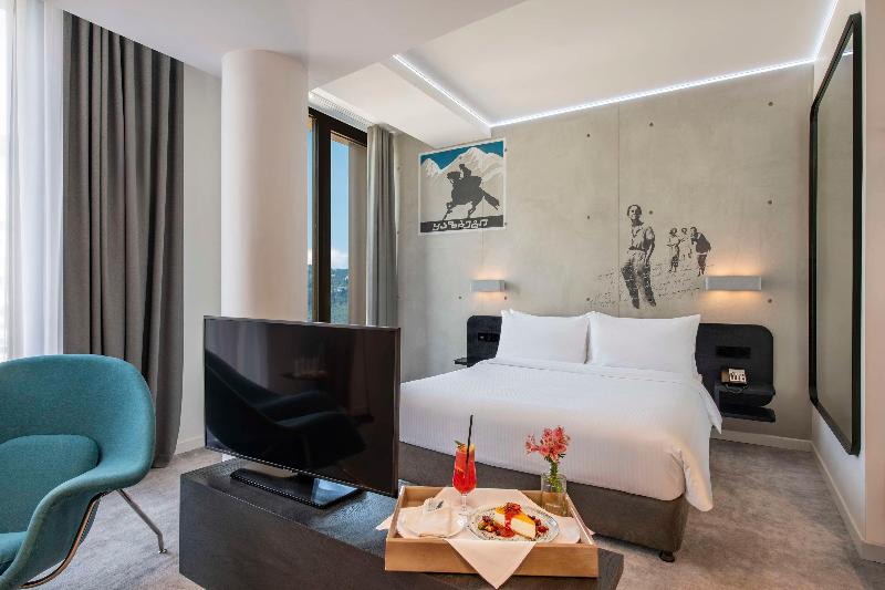 Golden Tulip Design Tbilisi - Oda