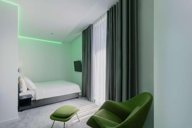 Golden Tulip Design Tbilisi - Oda