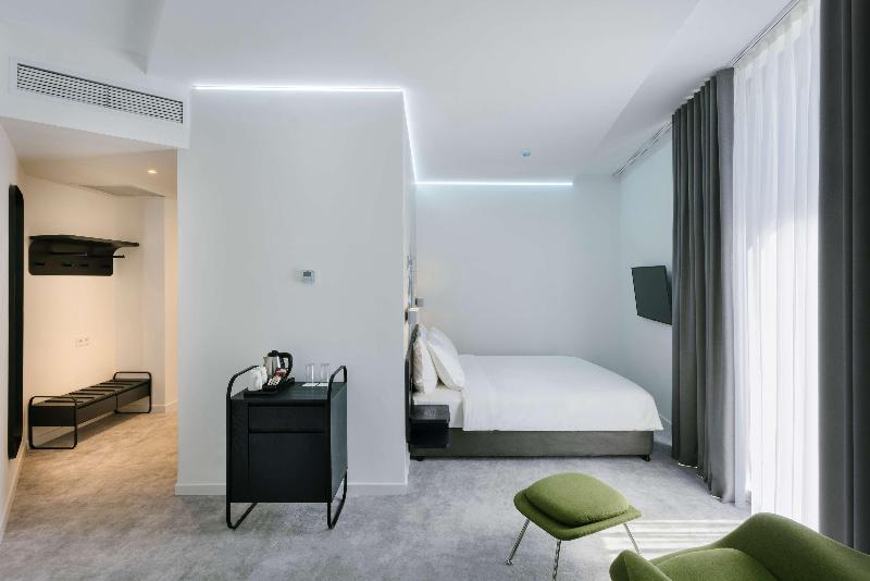 Golden Tulip Design Tbilisi - Oda