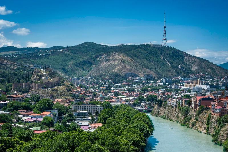 Golden Tulip Design Tbilisi - Oda