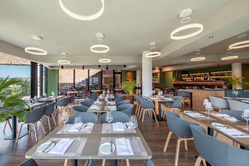 Golden Tulip Design Tbilisi - Restoran