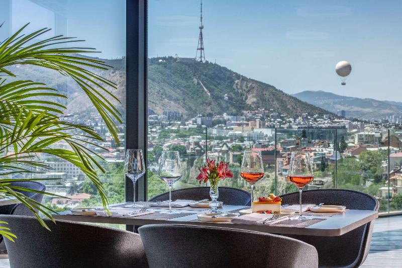 Golden Tulip Design Tbilisi - Restoran