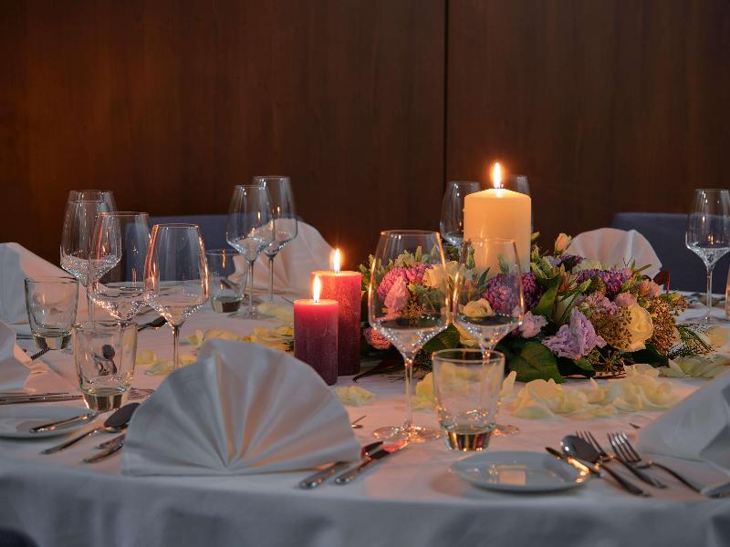 Dorint Parkhotel Frankfurt/Bad Vilbel - Restoran